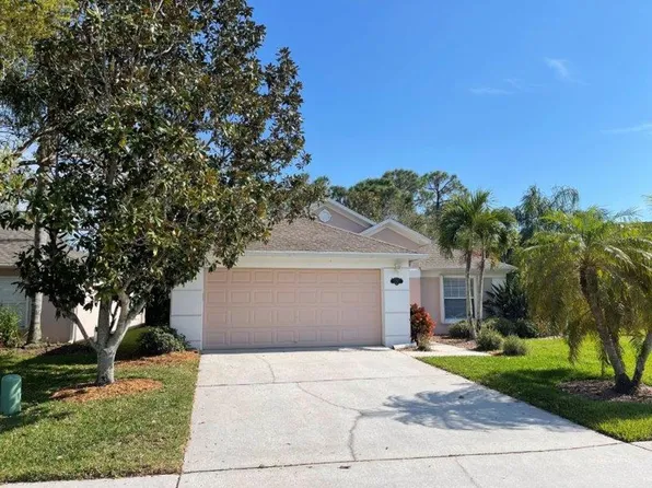 2362 Glasbern Cir, West Melbourne, FL 32904