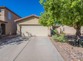 9293 N Centipede Ave, Tucson, AZ 85742