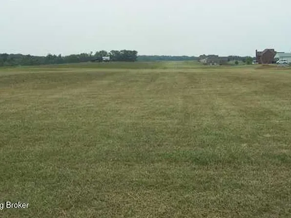 5 Batts Ln, Campbellsburg, KY 40011