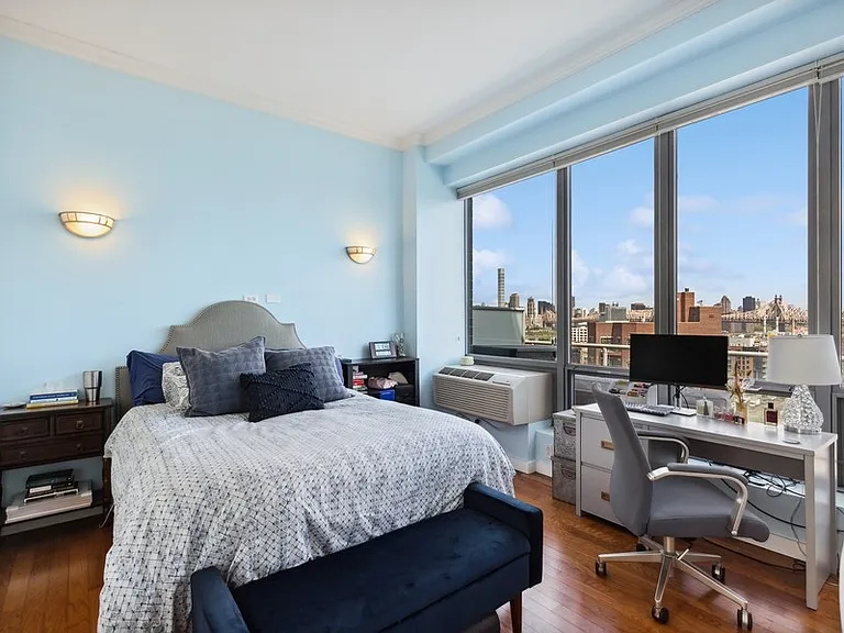 48-15 11th St #Penthouse 12E — Photo 5