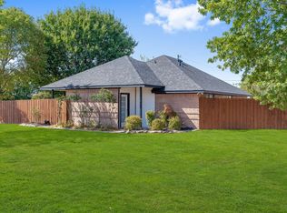 101 Solon Rd, Waxahachie, TX 75165