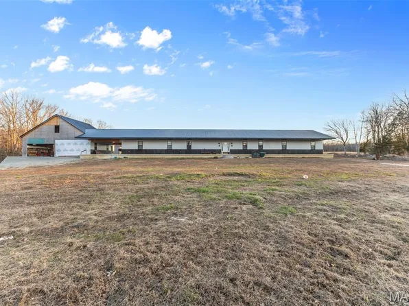 4800 Pebble Ln, Farmington, MO 63640