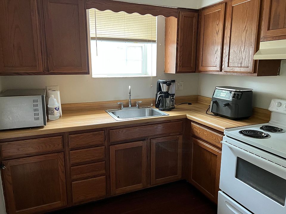 1st image of 90 Vilsack St APT F