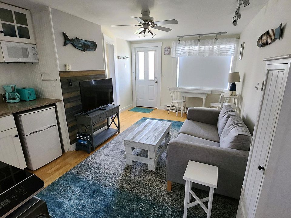 45 Woodbury Ln Ogunquit, ME, 03907 Apartments for Rent Zillow