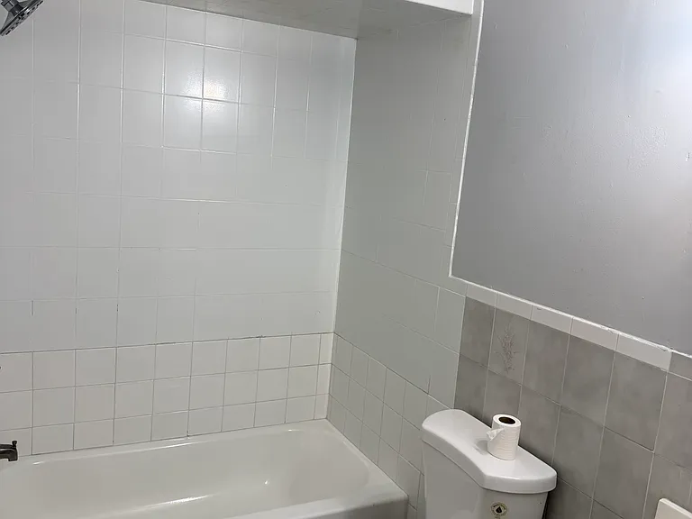 55 Chester Ave #1 — Photo 10