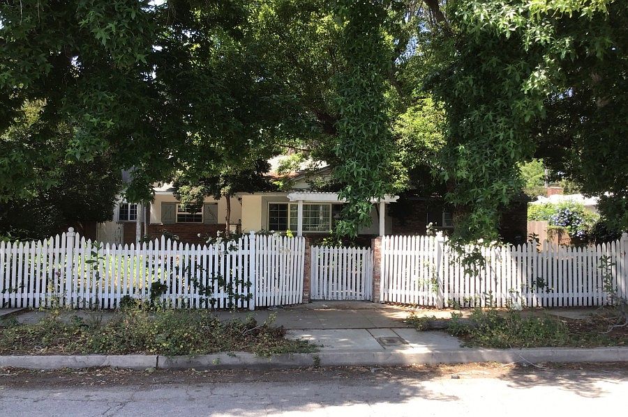 1st image of 16451 Nordhoff St