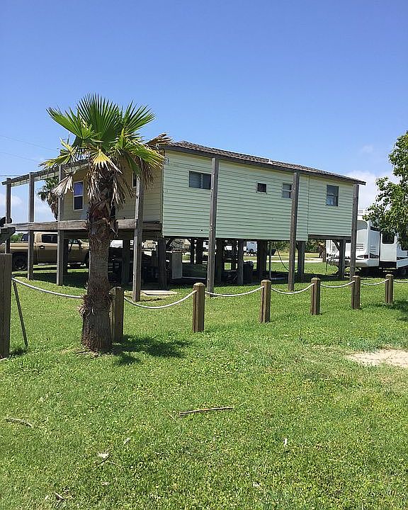 1st image of 1022 N Tinkle Ln