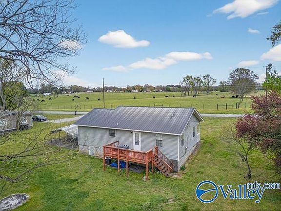 4th image of 3230 Turnpike Rd