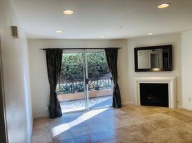 3215 Costa Alta Dr, Carlsbad, CA