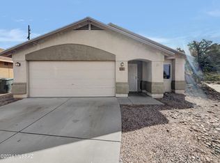 8898 S Desert Valley Way, Tucson, AZ 85747