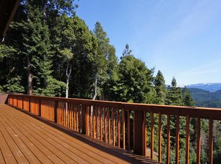6626 Greenwood Heights Dr, Kneeland, CA 95549
