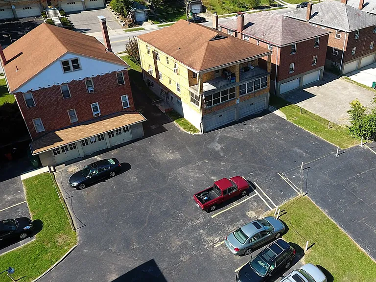 3884 Vine St — Photo 21