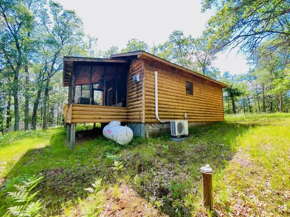 W7949 N Point Dr, Minong, WI 54859