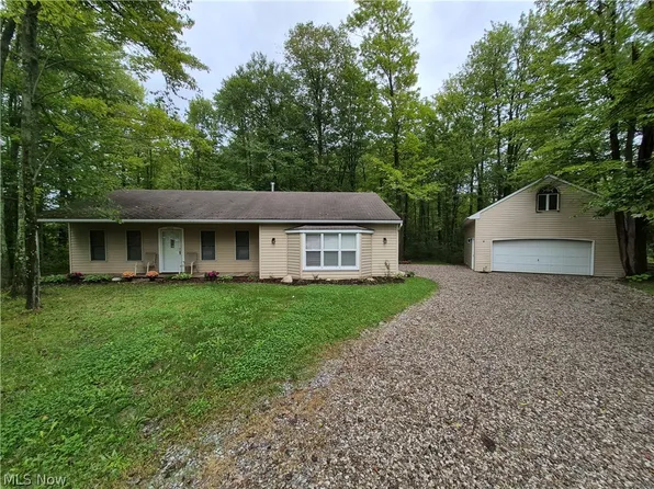 4010-4011 Larch Pl, West Salem, OH 44287