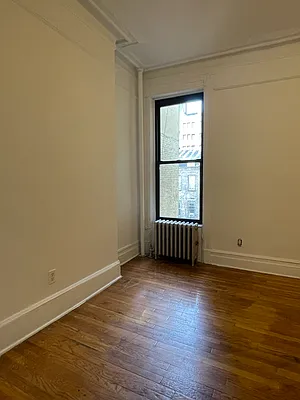 Rented by Peter R. Hungerford, LREB | media 42