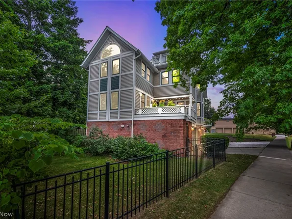 4723 Clinton Ave, Cleveland, OH 44102