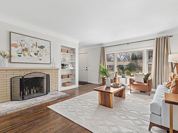 3rd image of 5308 Windsor Ave