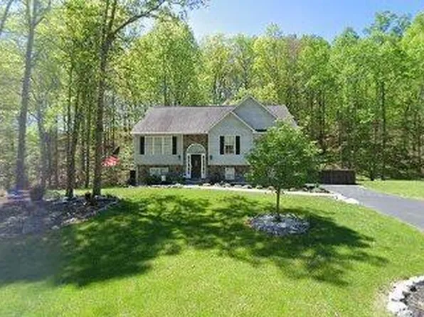 251 Parkview Dr, Blue Ridge, VA 24064