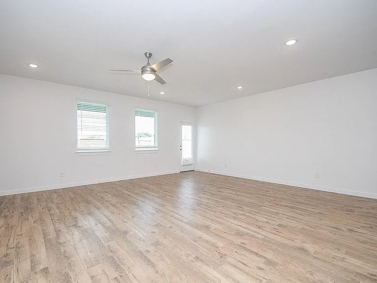 3578 Lovebird Ln — Photo 7