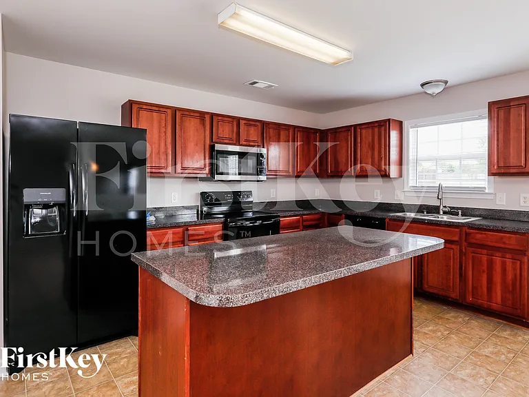 2922 Blueberry Dr — Photo 7