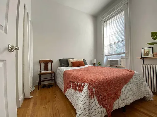 Rented by Oxford Property Group | media 12