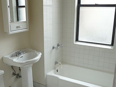 3rd image of 4804 N Kedzie Ave APT 110