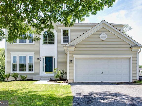 3rd image of 8101 Glen Arbor Dr