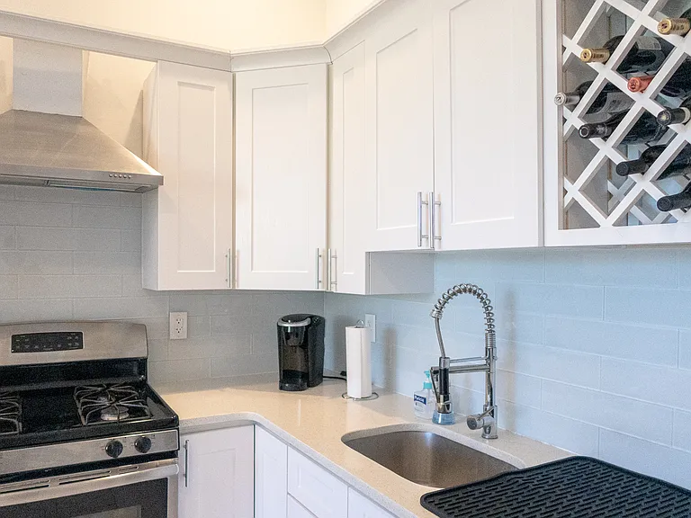 91 Palisade Ave #2 — Photo 8