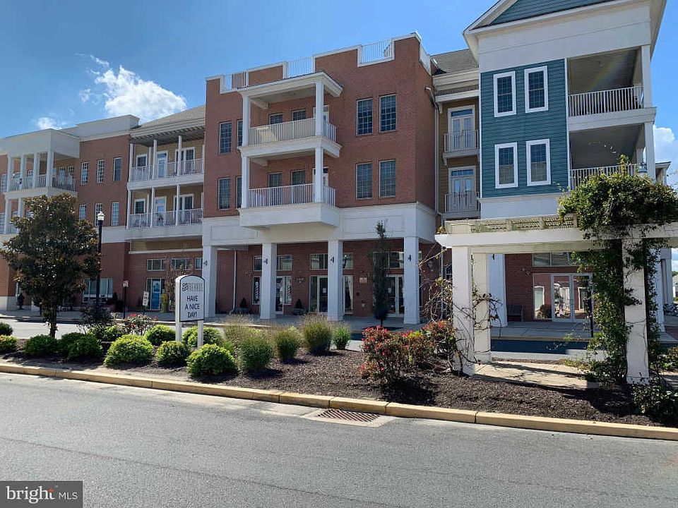 1st image of 12001 Old Vine Blvd Unit 305