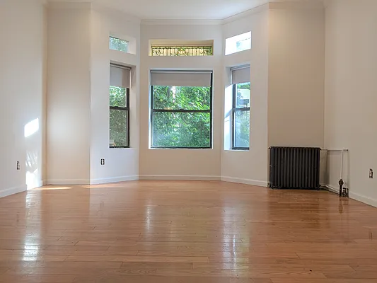 Rented by Highline Residential | media 25