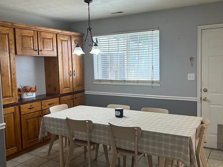 160 N 85 E — Photo 4
