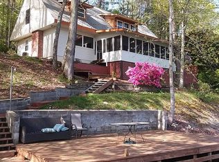 4460 Leaning Beech Dr, Guntersville, AL 35976