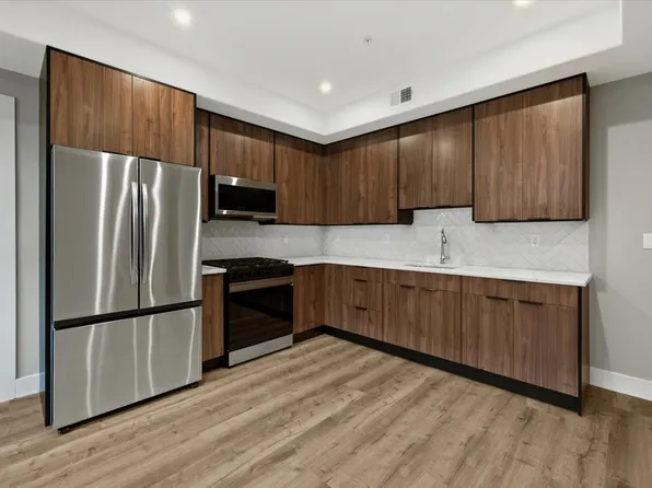 4237 Bergen Turnpike 3E image 1 of 14
