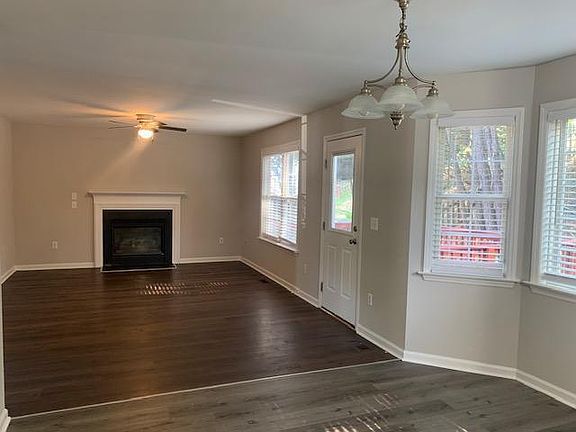 4th image of 8320 Hobhouse Cir