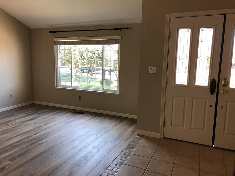 Dove Ct — Photo 8