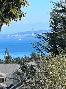 802 Puget Drive E, Port Orchard, WA, 98366