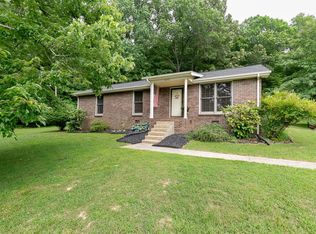 2643 Henry Gower Rd, Pleasant View, TN 37146