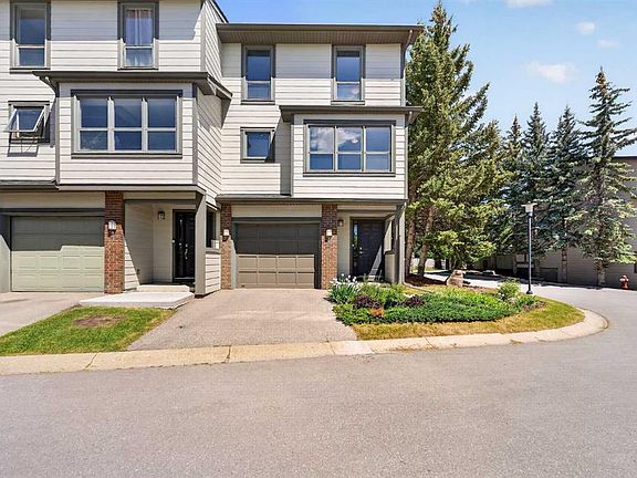 3rd image of 185 S Woodridge Dr SW #1