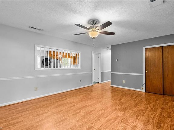 5th image of 4202 Fairside Dr