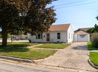 505 S Swegles St, Saint Johns, MI