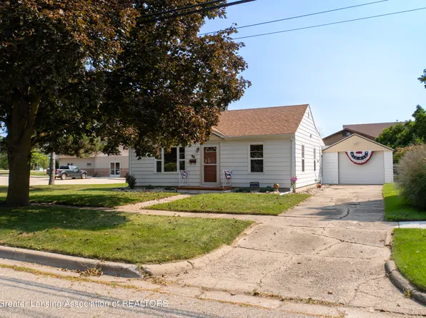 505 S Swegles St, Saint Johns, MI 48879