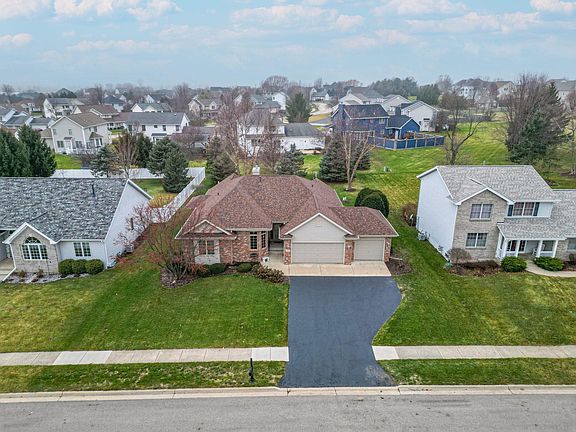 3rd image of 12270 Ayrshire Ln
