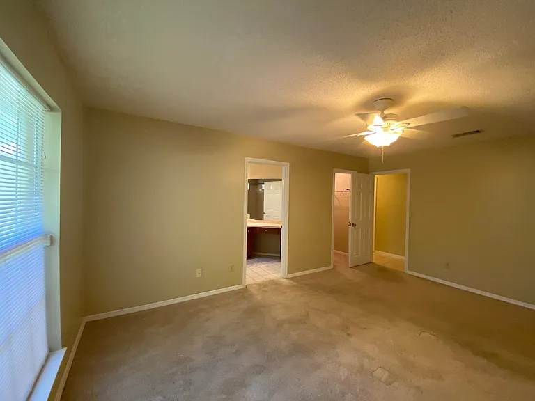24 Neptune Dr — Photo 24
