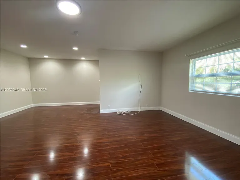490 Bonaventure Blvd — Photo 19