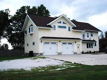 1st image of 2392 Sierra Ave
