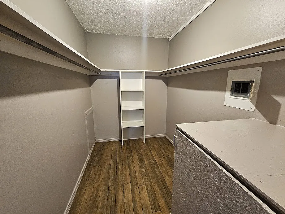 Hayden Place — Photo 1