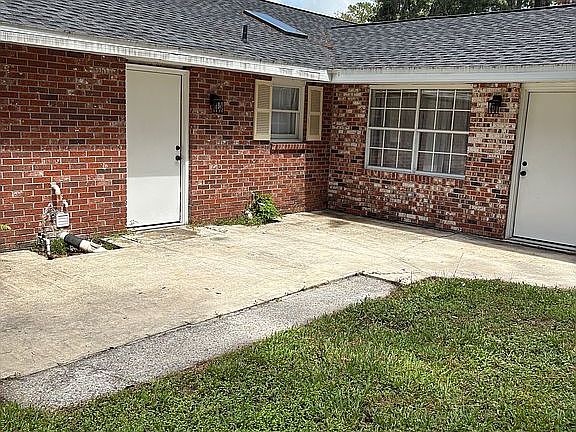 5th image of 19619 NW 56th Ave