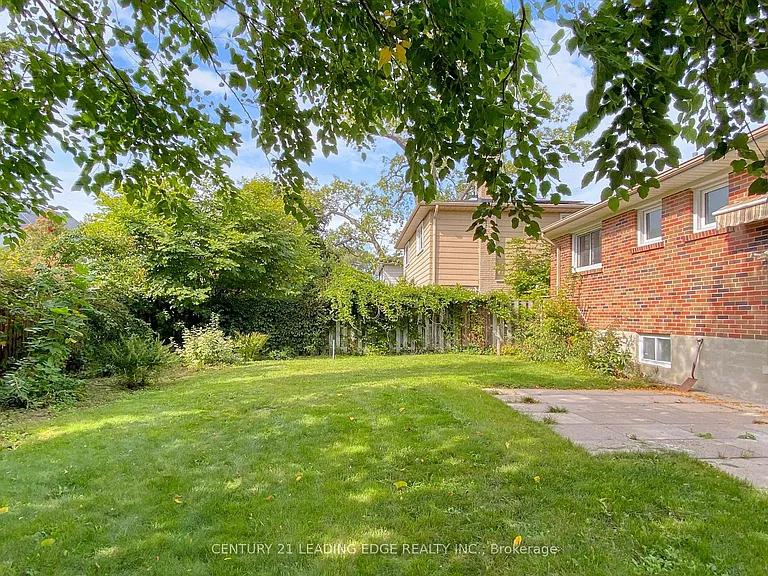 2240 Springfield Ct — Photo 48