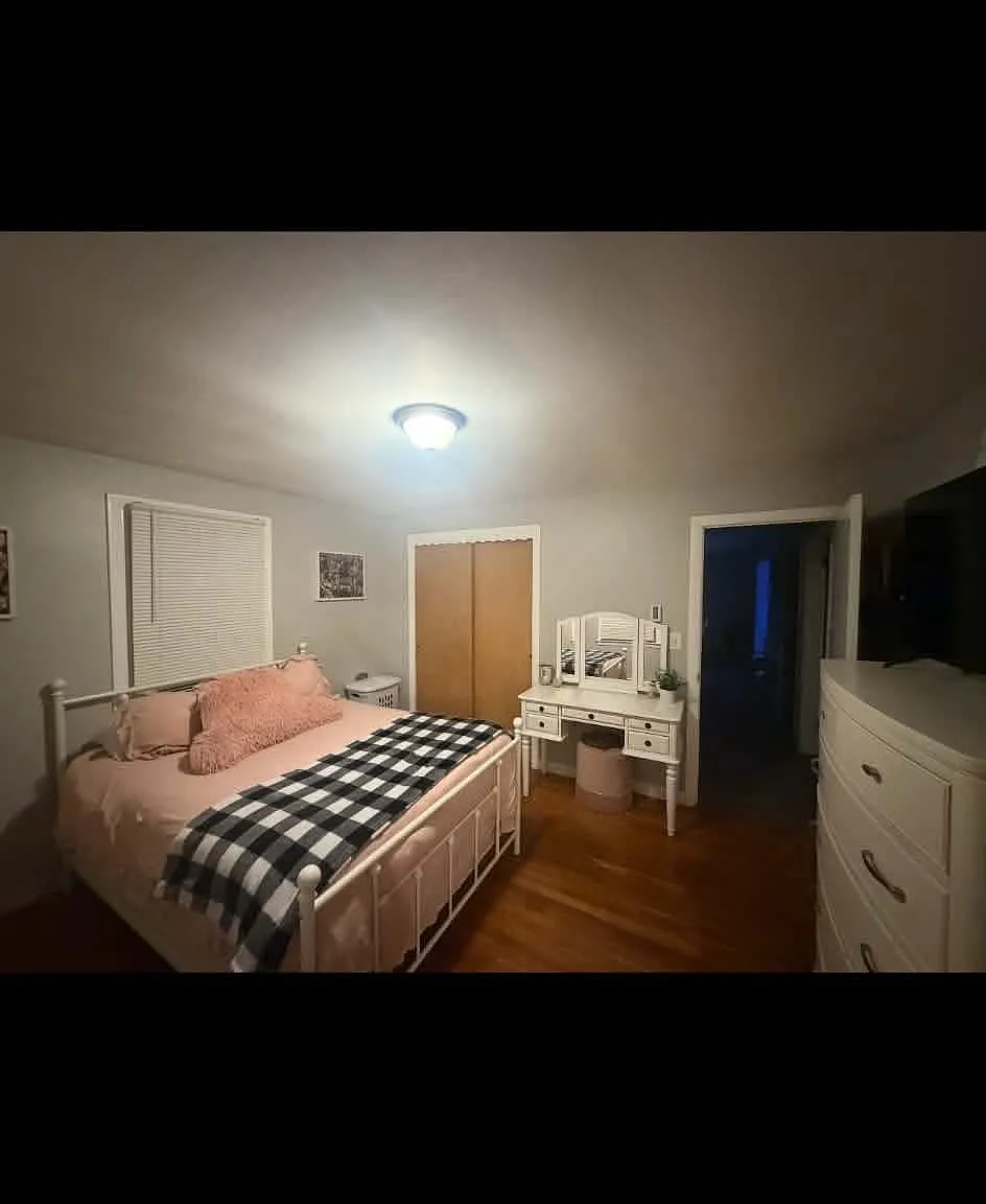 2 bed, $1,750 — Photo 2