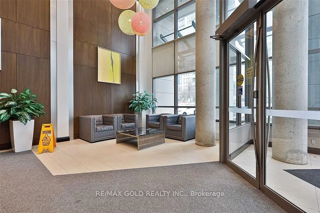 3 bed, $2,900 — Photo 4